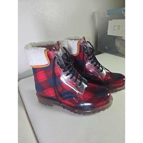 Red Plaid Baddie Combat Boots Rain Rubber Cozy Kenneth Cole Size 11 Christmas - Picture 5 of 10